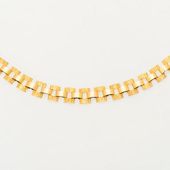 A NECKLACE, 14K gold. Kulakeskus, Helsinki Finland 1968.