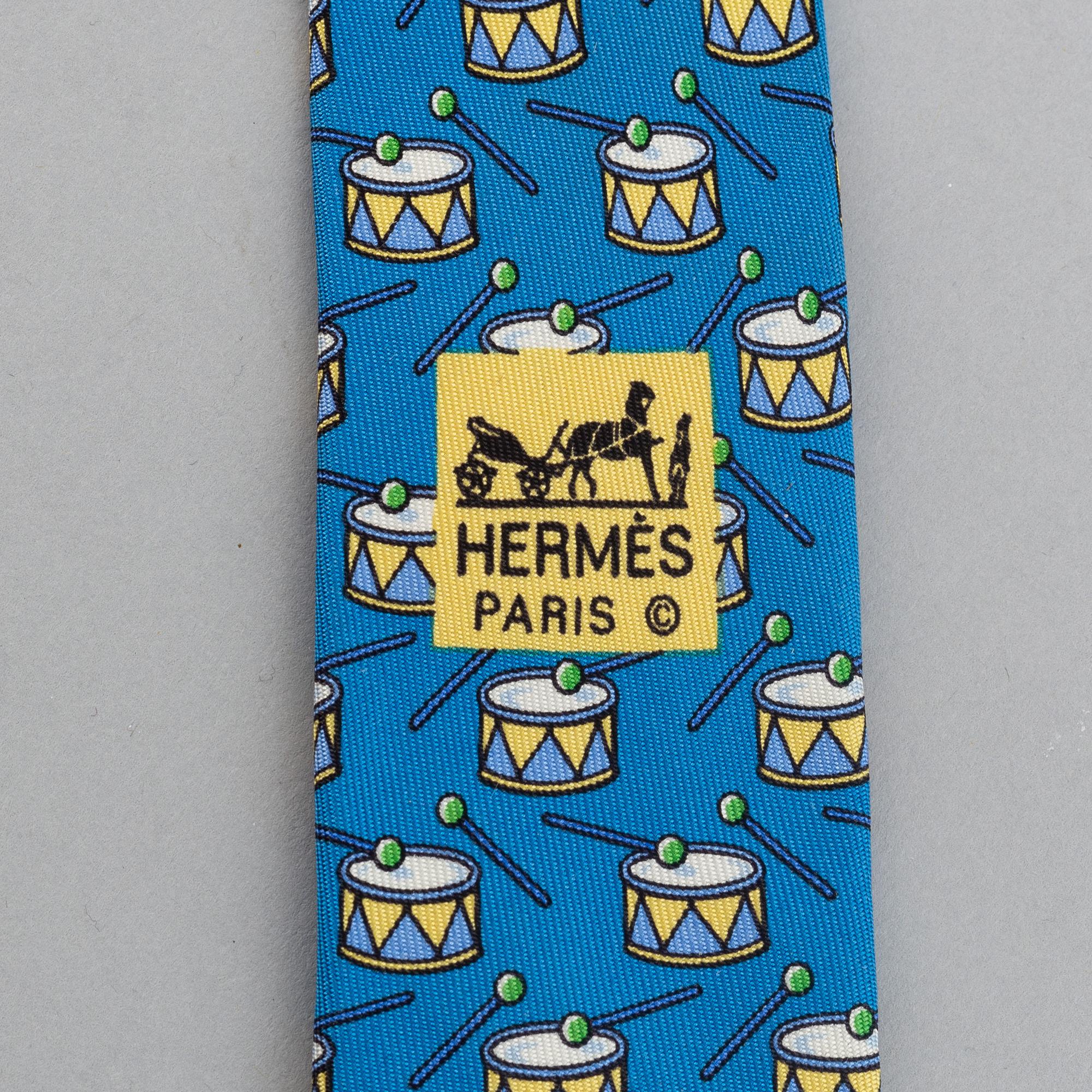 Hermès, three silk ties.