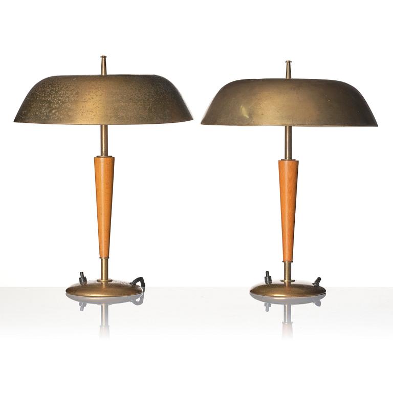 Bertil Brisborg, a pair of table lamps model "32027", Nordiska Kompaniet, Sweden 1940s-50s.