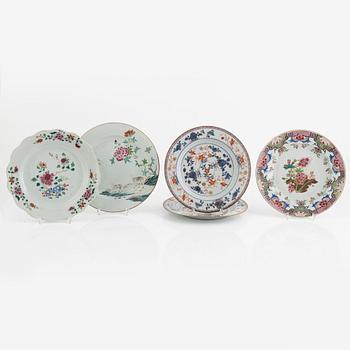 Five porcelain plates, China, Qing dynasty, first half of the 18th century.