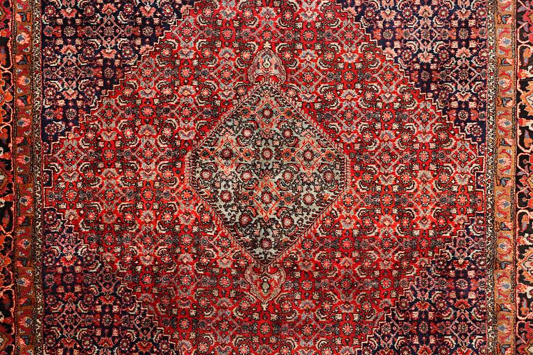 Matta, Bidjar, ca 283 x 222 cm.