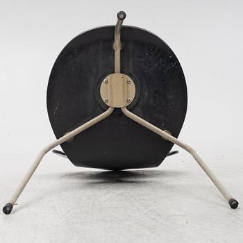 Arne Jacobsen, chairs, 4 pcs, "Ant", Fritz Hansen, Denmark, second half of the 20th century.