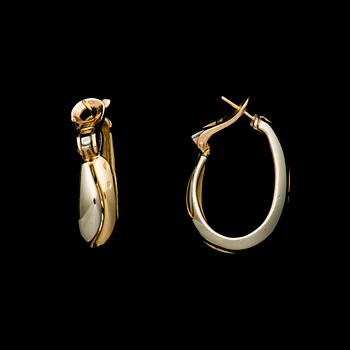 A PAIR OF EARRINGS, Cartier, 18K gold. Weight c. 19.3 g.