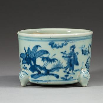 A blue and white tripod censer, Ming dynasty, 15th Century.