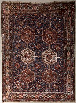 Antique Kamseh carpet, approximately 275x210 cm.