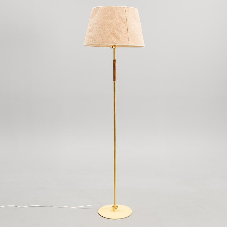 PAAVO TYNELL, A FLOOR LAMP. Marked Taito 5763.