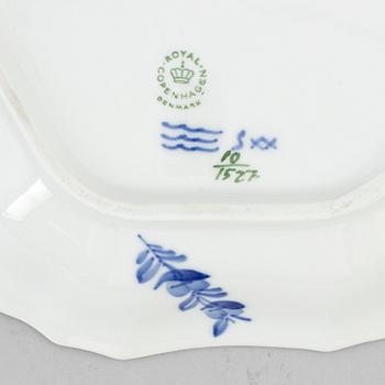 ROYAL COPENHAGEN, kaffeservis, 49 delar, porslin. "Blå Blomst", Danmark, 1900-talets andra hälft.