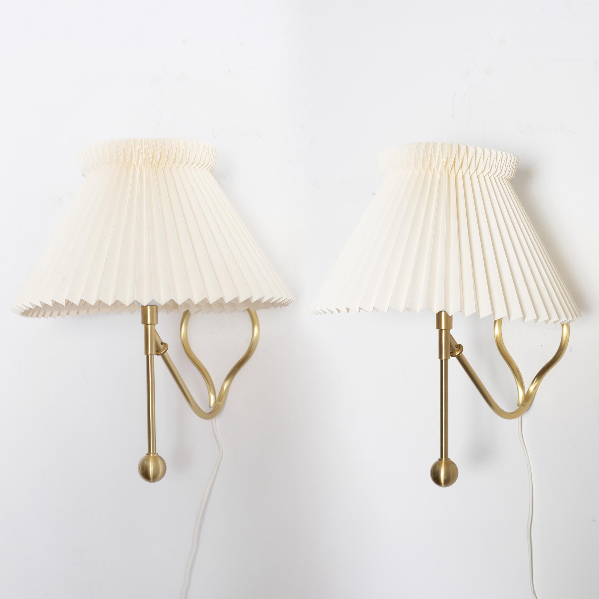 Vägg/bordslampor, 2 st, Le Klint.