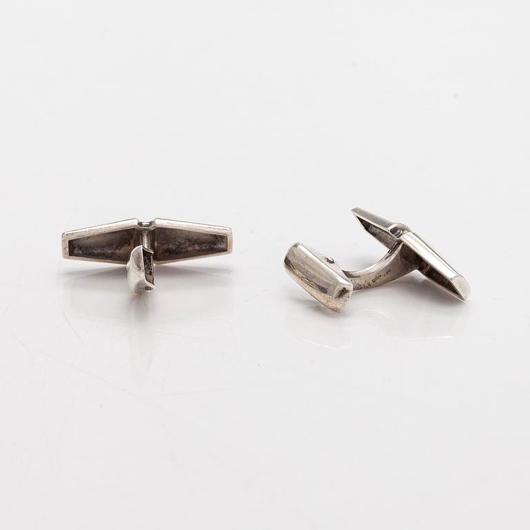 Elis Kauppi, Cufflinks and brooch, silver, Kupittaan Kulta, Turku, 1960s.