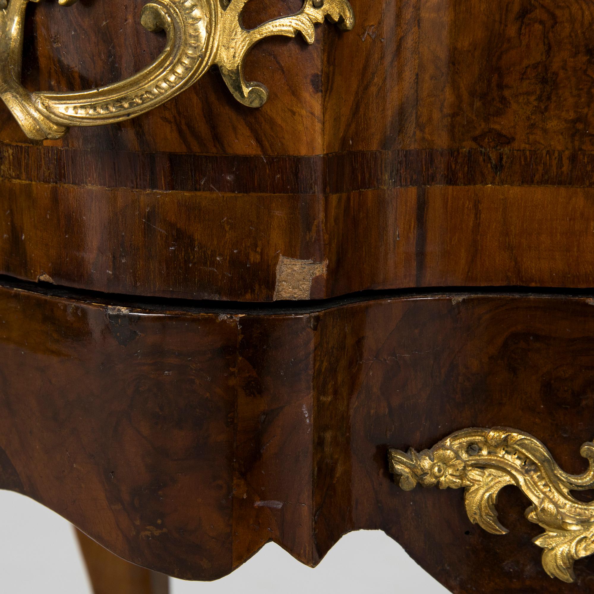 Byrå, sannolikt Tyskland. 1700-talets senare hälft. Rokoko.