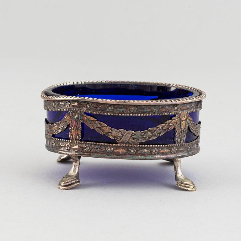 A pair of Swedish Gustavian silver and glass salt cellars, 1785.