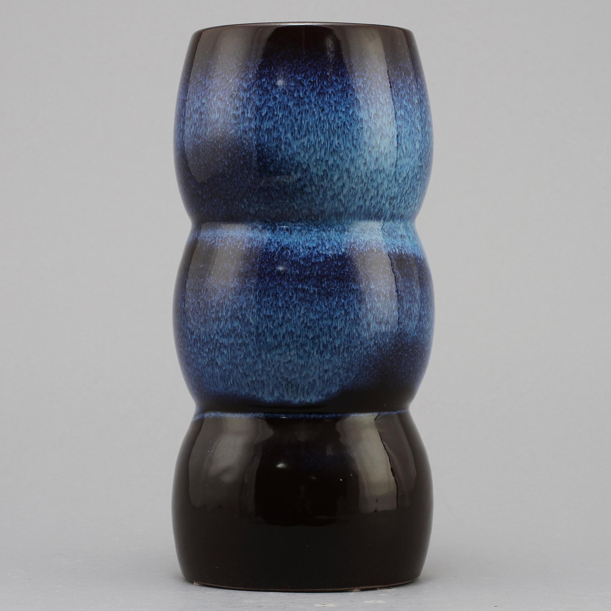 VAS, stengods, Bertil Lundgren, Rörstrand, 1970-tal.