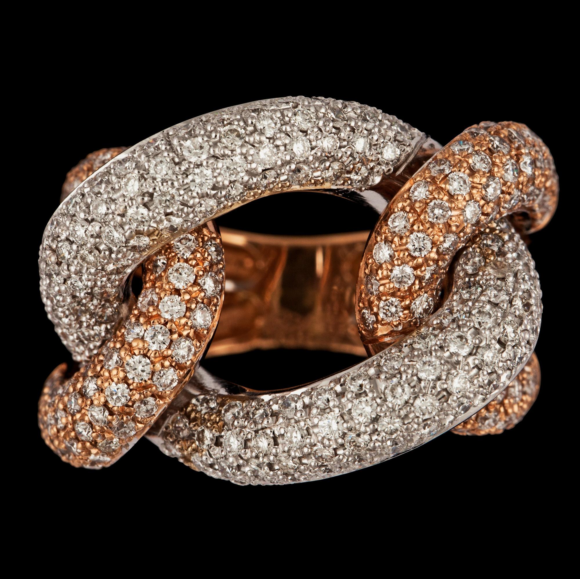 RING, briljantslipade diamanter,  tot. 3.64 ct.