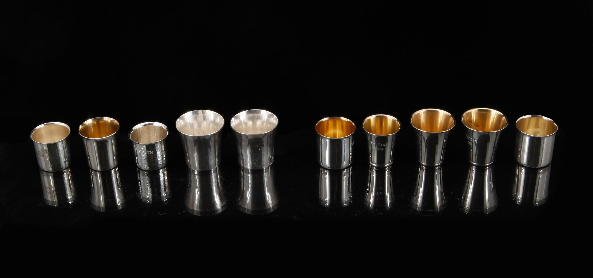 BÄGARE, 10 st, silver, bland annat Befa, Göteborg, 1970. Total vikt ca 415g.