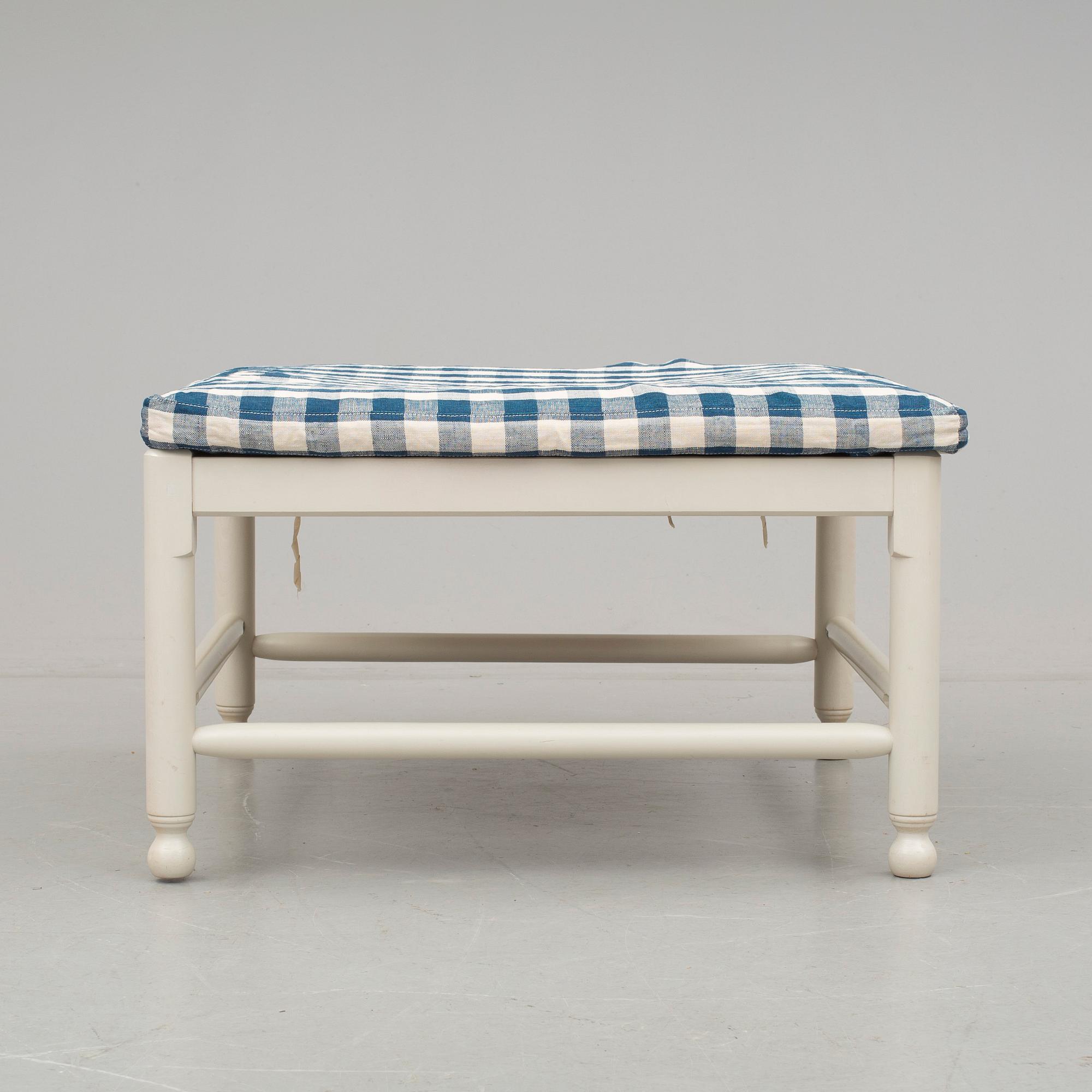 FOTPALL, "Medevi brunn" ur Ikeas 1700-talsserie, 1990-tal.
