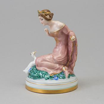 A Rosenthal Selb porcelain figure of a princess with a goose and a golden egg, Germany, 1927.