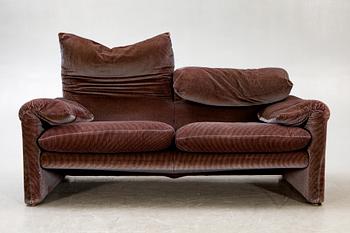 Vico Magistretti, sofa, "Maralunga".