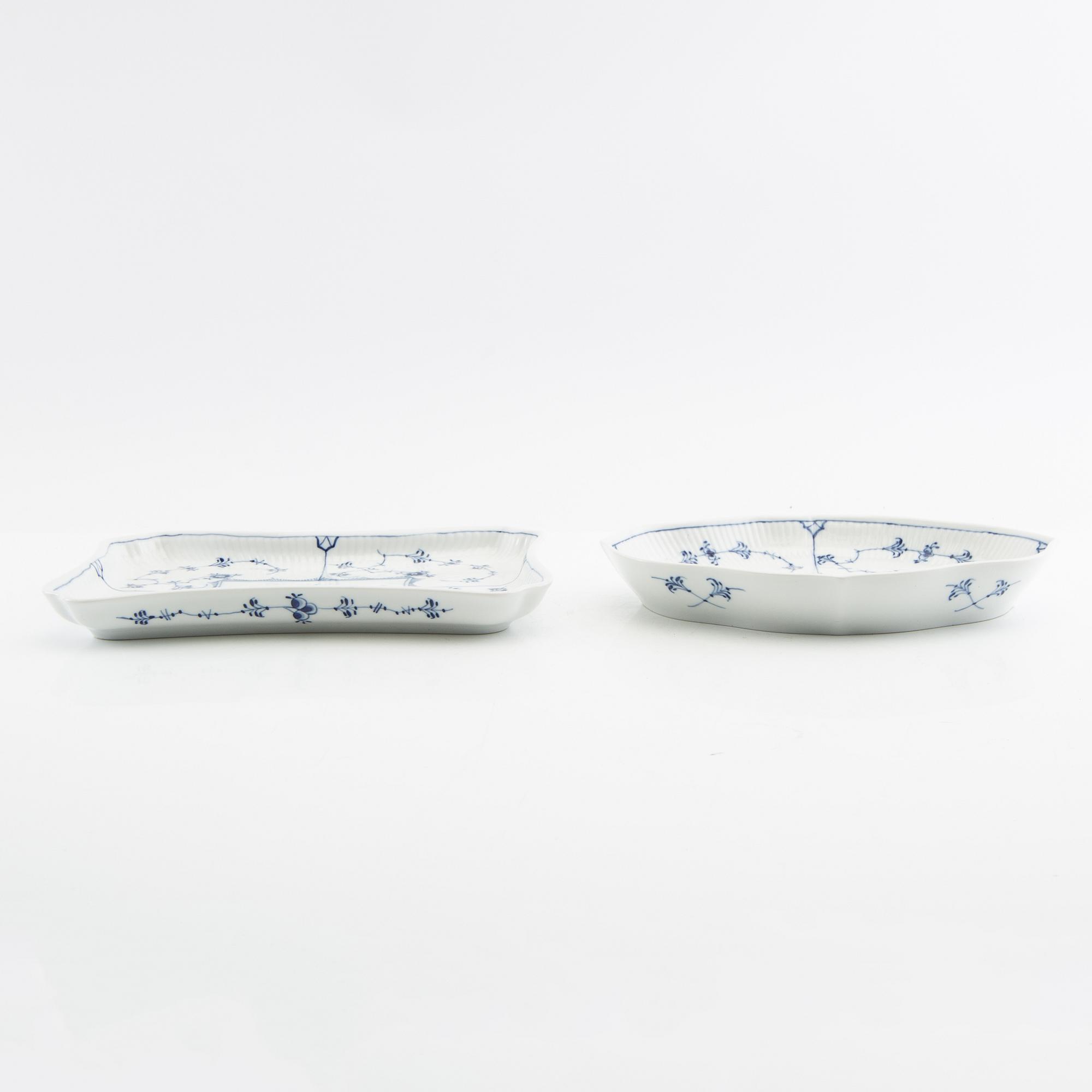 Servis 31 dlr "Musselmalet rifflet" Royal Copenhagen Danmark 1900-talets senare del porslin.