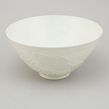 GUNNAR NYLUND, a porcelain bwl, ALP Lidköping/Rörstrand.