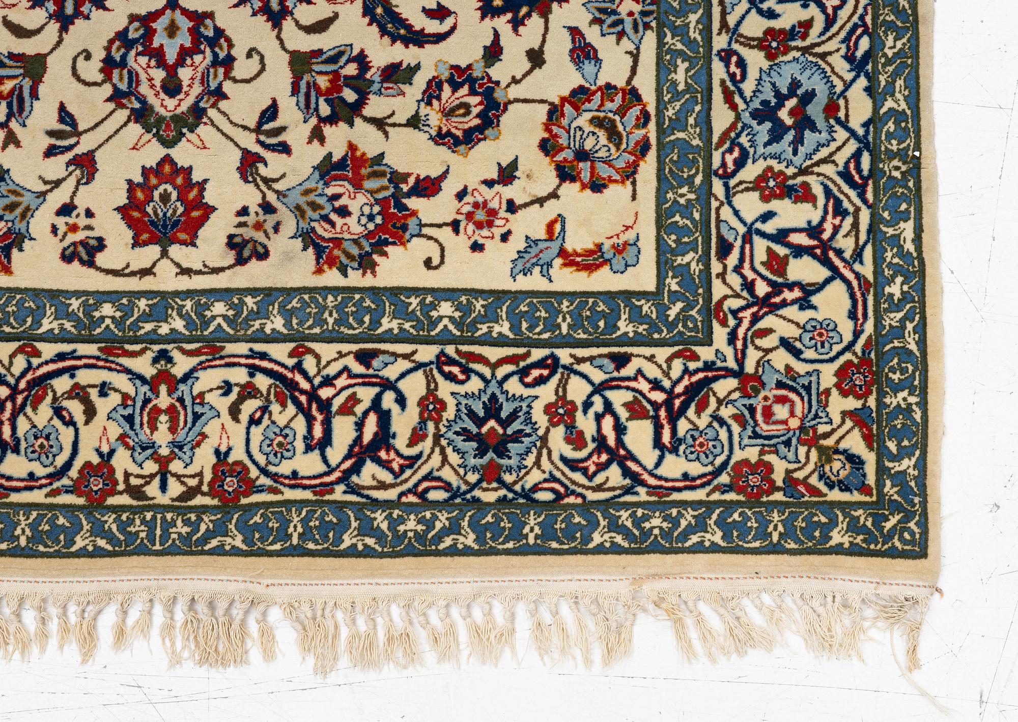 A Nain rug, c. 165 x 103 cm.