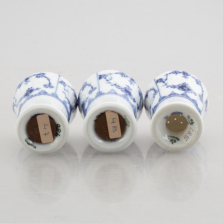 Three salt and pepper shakers, a sauce boat and a sauce tureen, "Blue Fluted"/"Musselmalet", Royal Copenhagen.