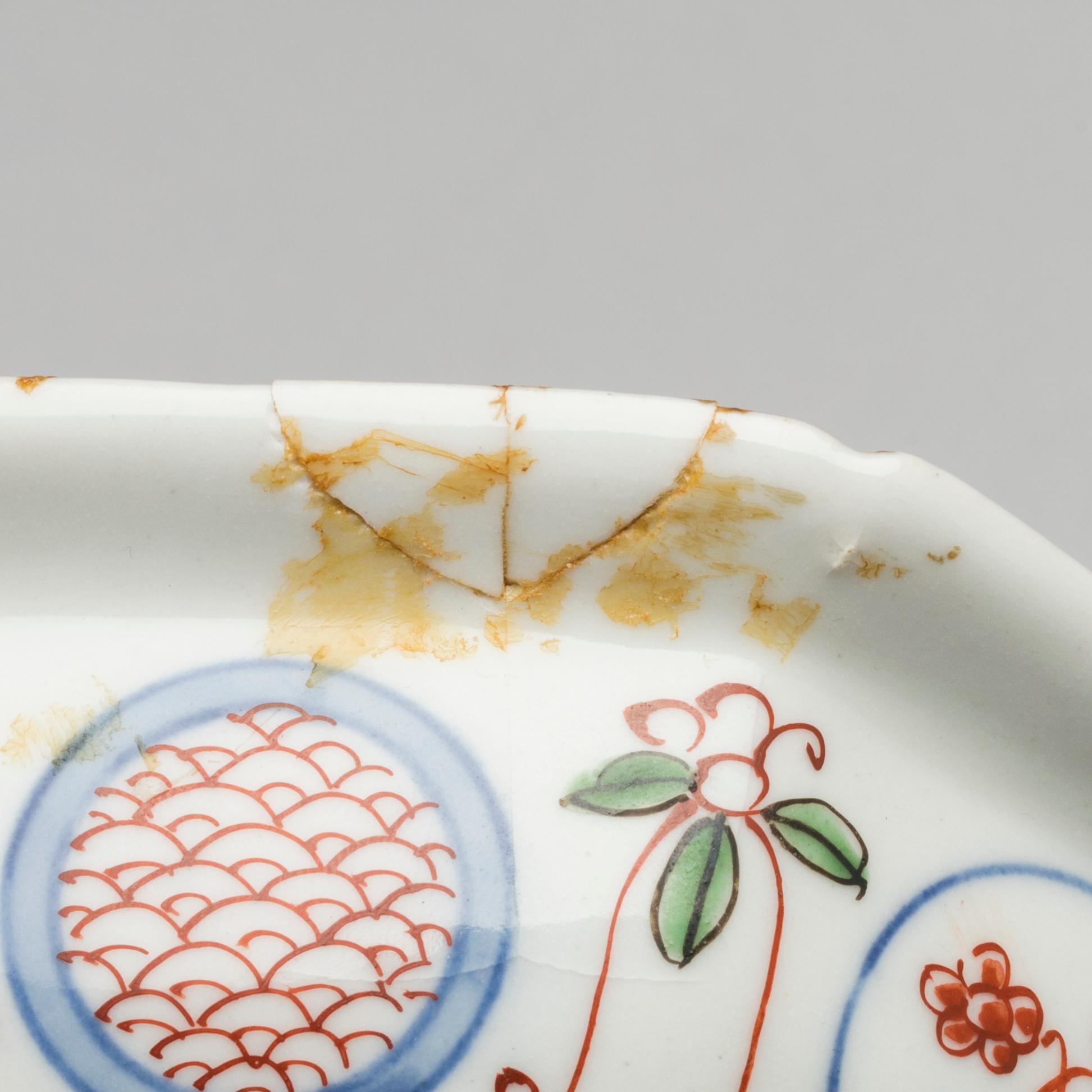 TWO JAPANESE BOWLS MARKED WAN LI(19th/20th century).