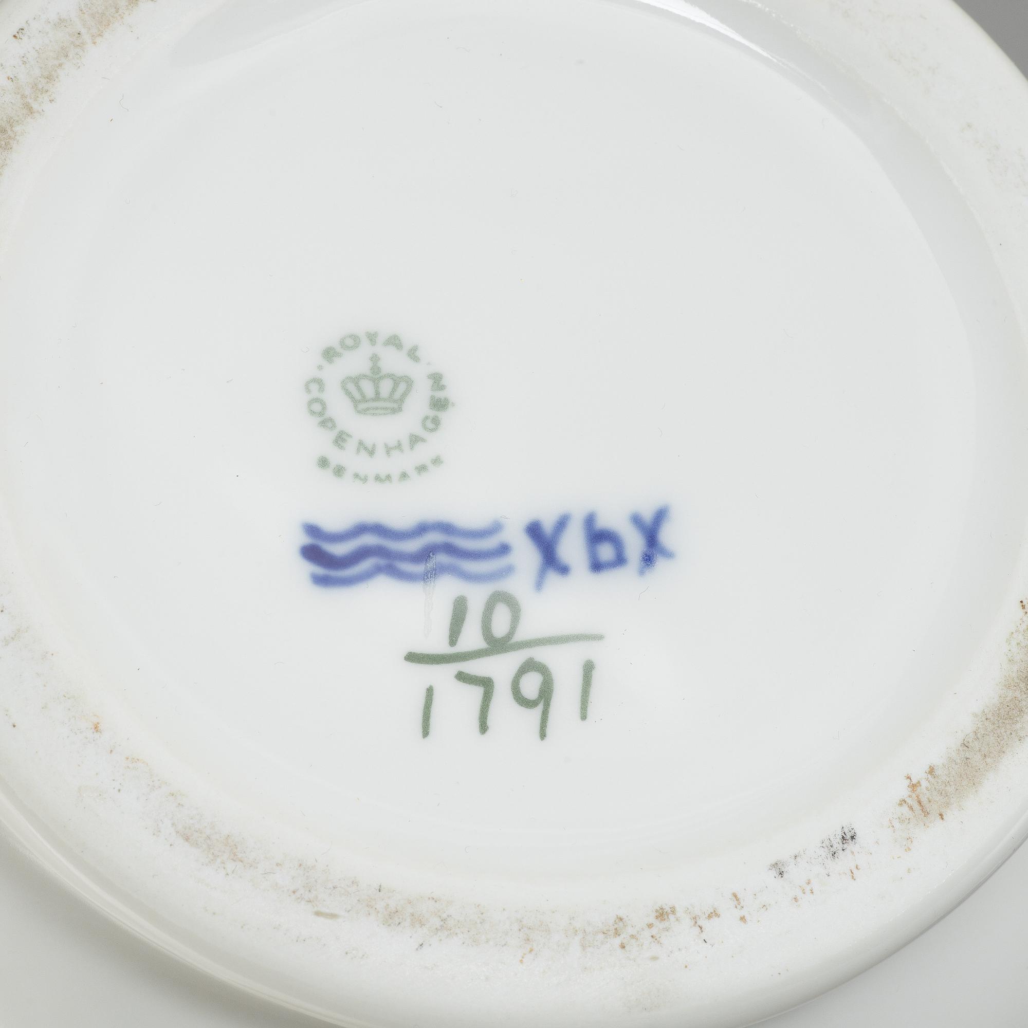 Royal Copenhagen, mat- och kaffeservis, porslin, 108 delar, "Blå blomst", Danmark.