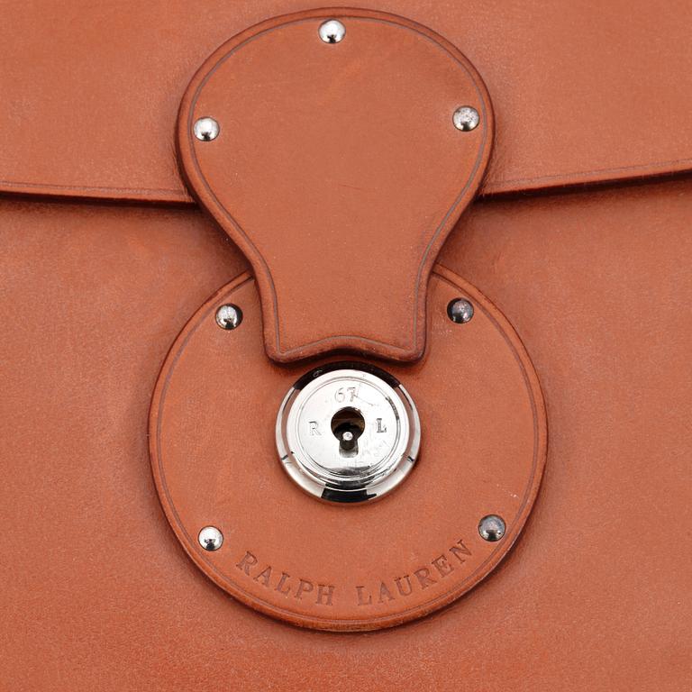RALPH LAUREN, a leather shoulderbag / clutch, "Saddle".