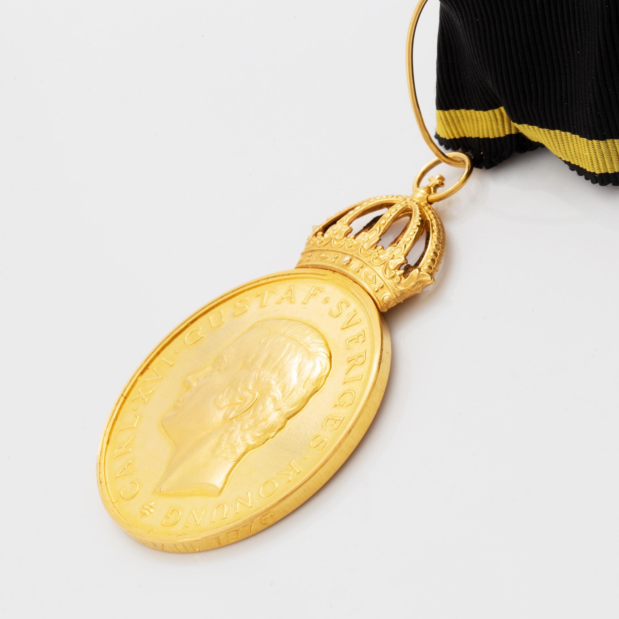 Medalj, Kunglig, "För trohet och flit", 23K och 18K guld, af Kongl. Sällskapet Pro Patria, 1974.