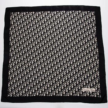 SCARF, Christian Dior.