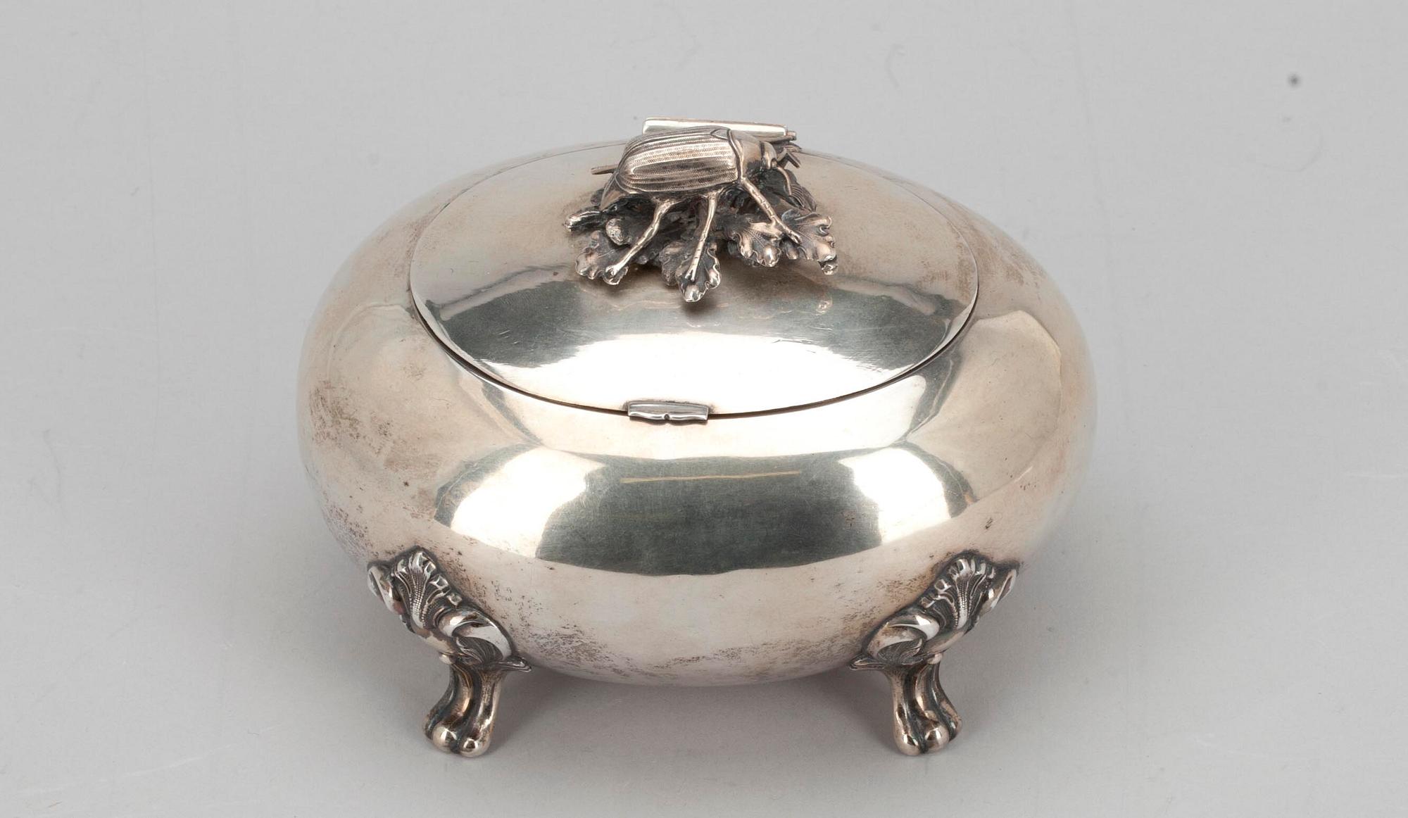 SOCKERSKRIN, Tyskland, silver 1900-talets början. Vikt 298 g.