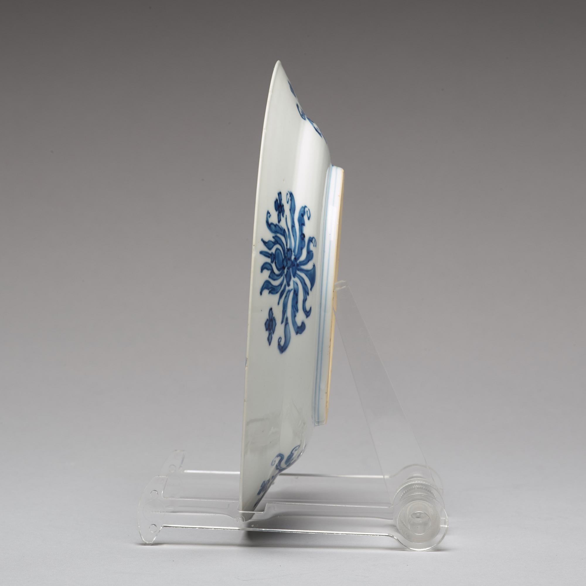 A group of six blue and white dishes, Qing dynasty, Kangxi (1662-1722).