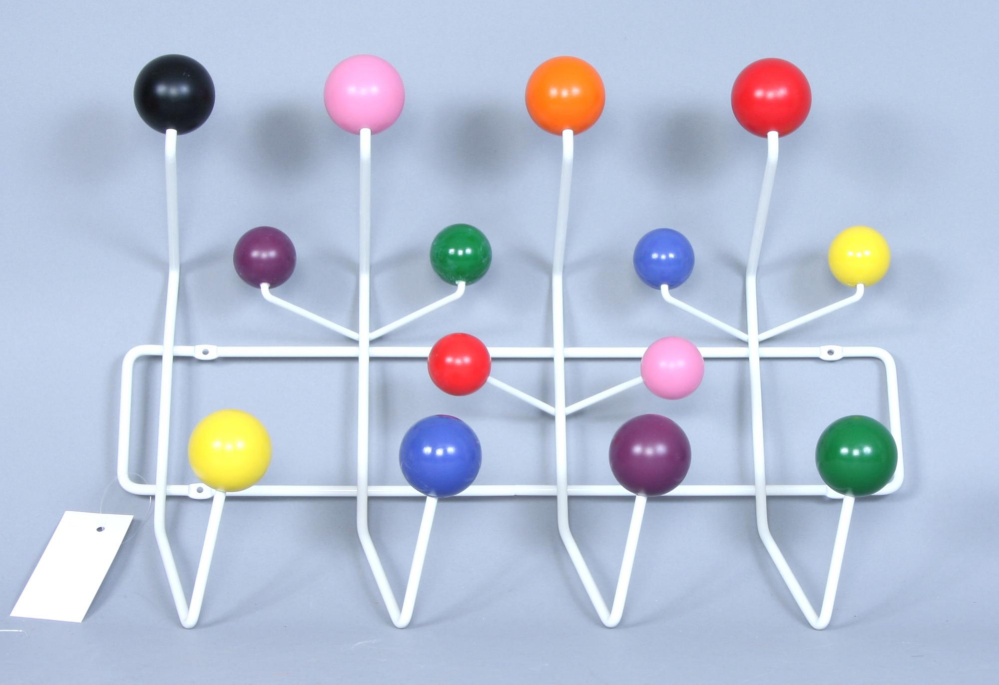 KLÄDHÄNGARE, kopia efter "Hang it all", Charles & Ray Eames, 2000-tal.