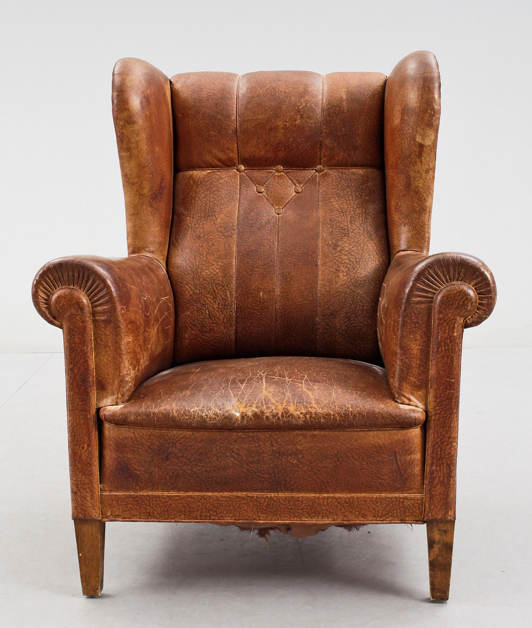 ÖRONLAPPSFÅTÖLJ, 1900-talets början.