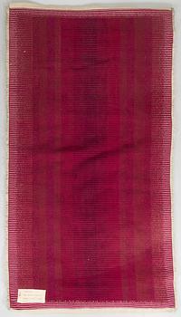 Uhra-Beata Simberg-Ehrström, rya/ryamatta för Finska handarbetets vänner. Ca 237 x 125 cm.