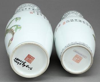 URNOR, 2 st, porslin, Kina, 1800-tal samt modern tillverkning.