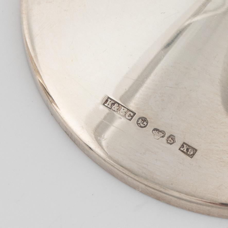 Supkoppar, ett par, bägare samt snapsglas, silver. Bl a Cesons, Göteborg 1972.