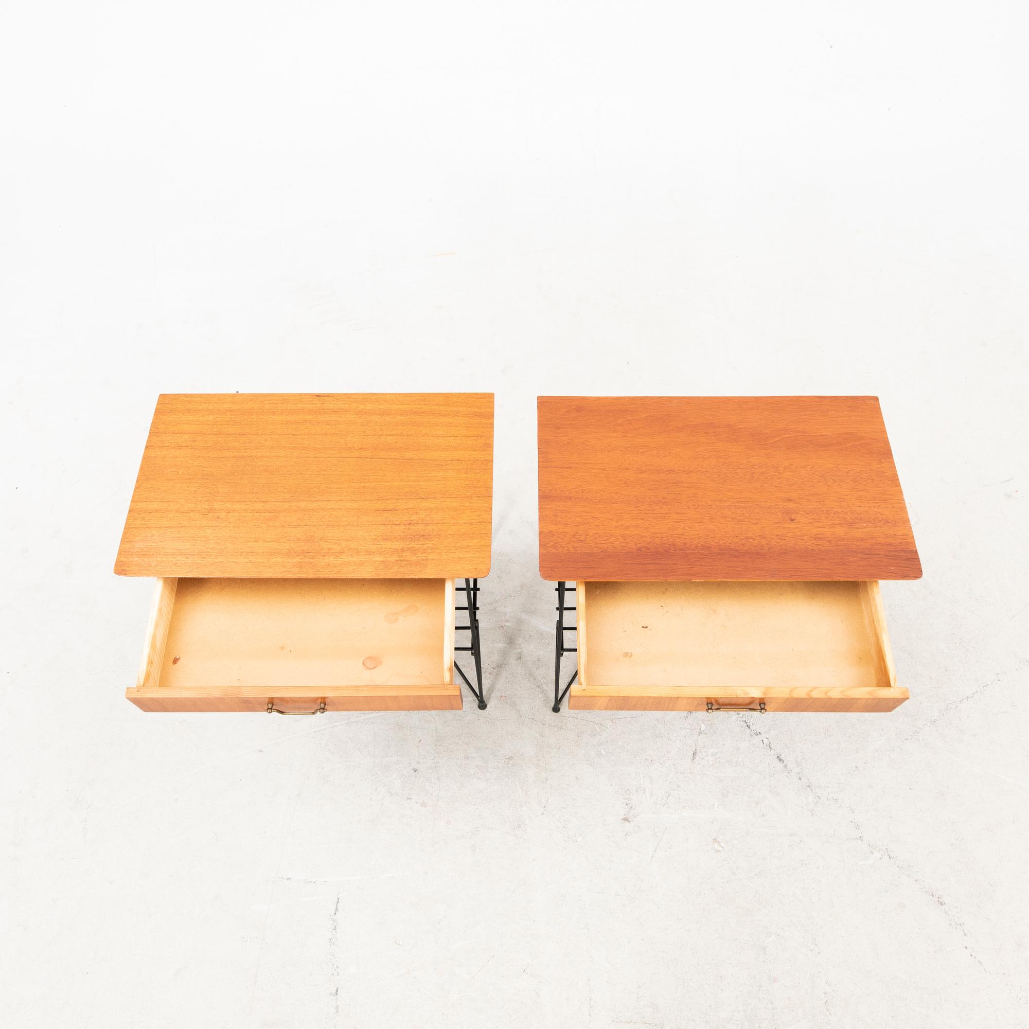 Sängbord ett par 1950-tal.