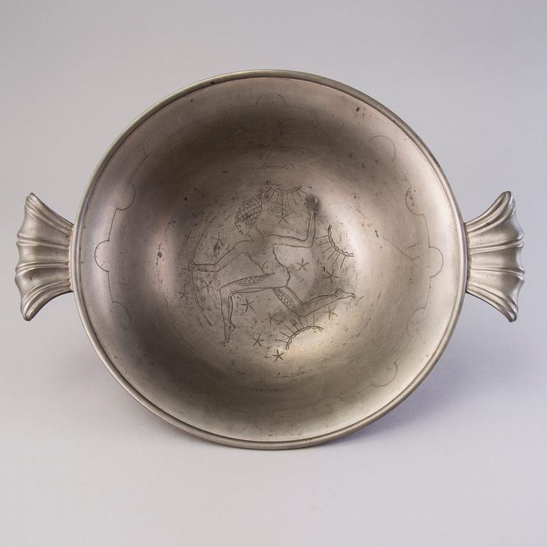 FIRMA SVENSKT TENN, A tin bowl with handles, Sweden 1920's.