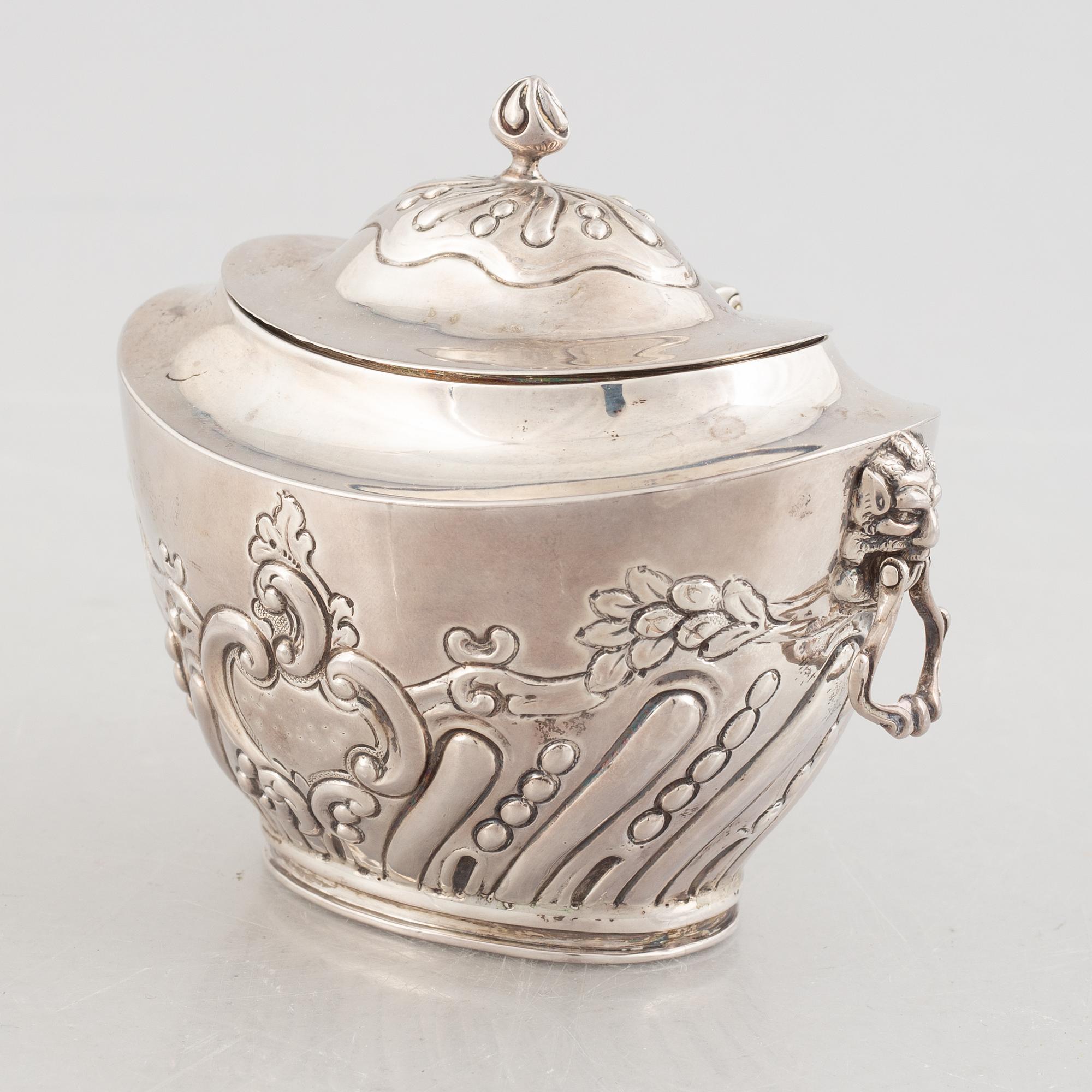 An English silver sugar bowl, mark of Charles Stuart Harris, London 1897.