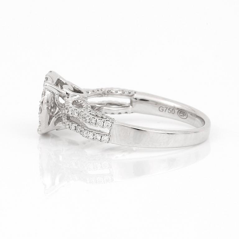 RING, vitguld 18K, briljantslipade diamanter totalt ca 0.71ct. Tot ca 3 gram.