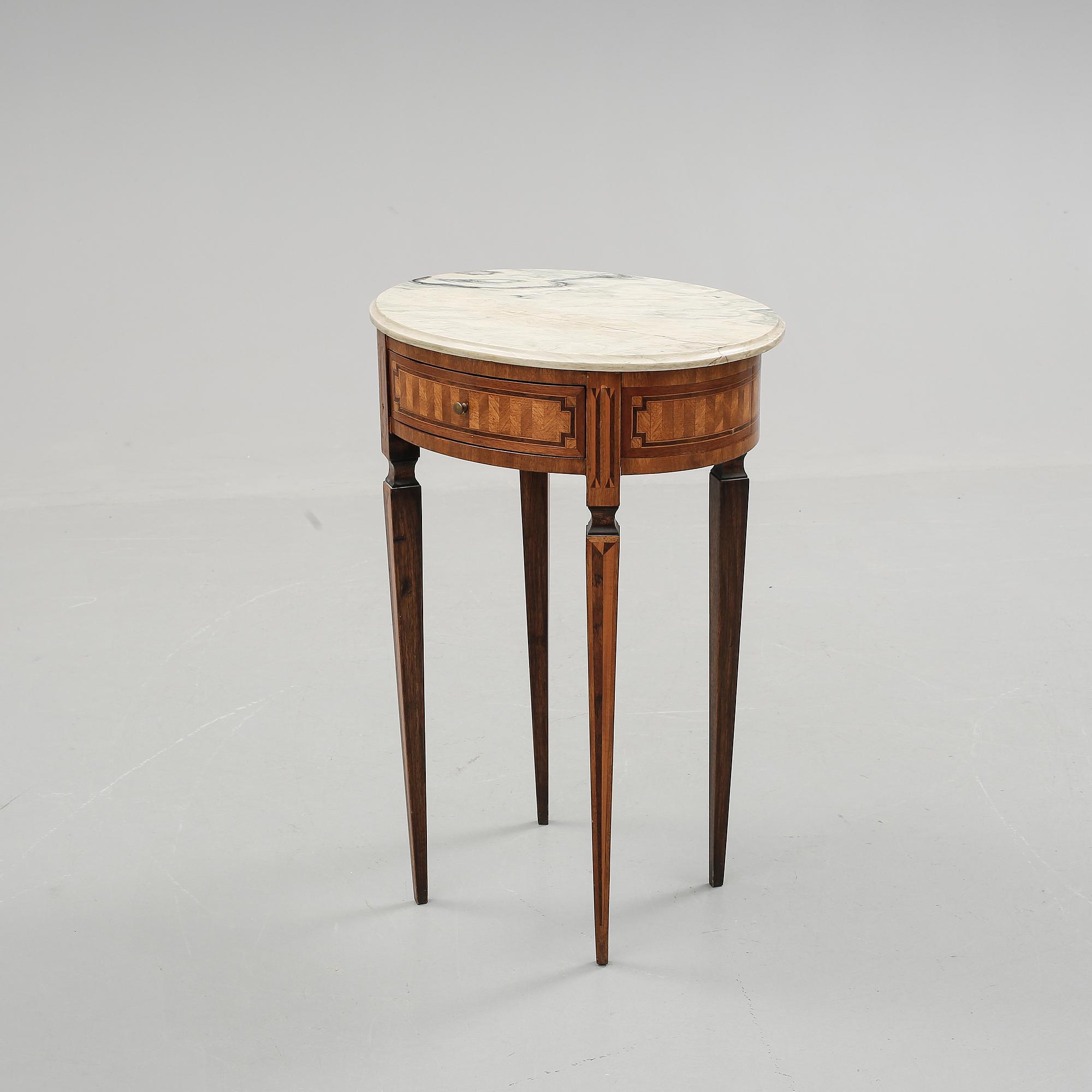 LAMPBORD, Louis XVI-stil, 1900-tal.