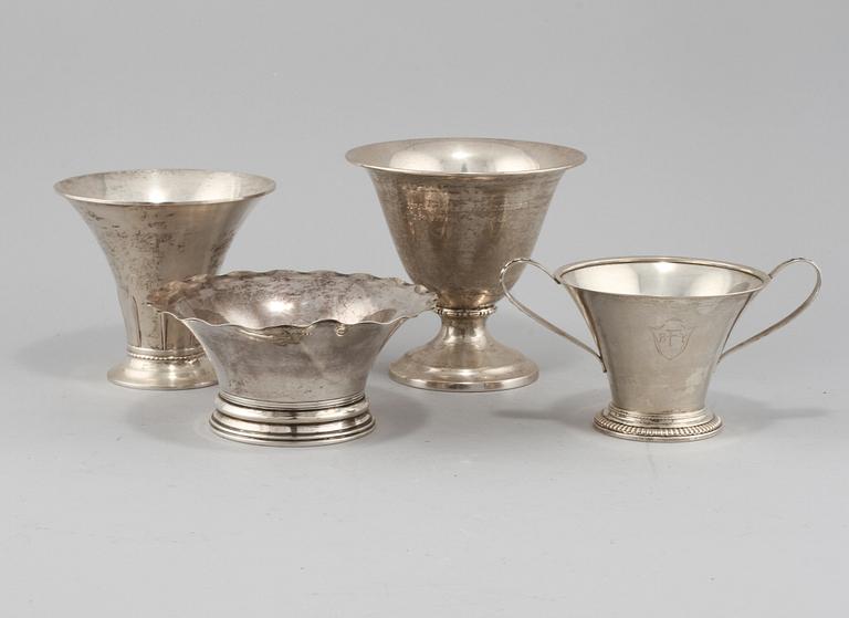 PARTI SILVER, 4 delar, Sverige, 1900-talets första hälft. Vikt 670 g.