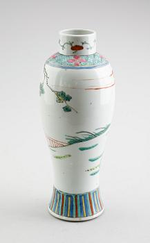 VAS, porslin, Kina, 1800-/1900-tal.