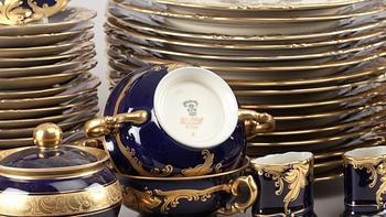 MATSSERVIS, 64 delar, porslin. Tyskland, 1940-tal.