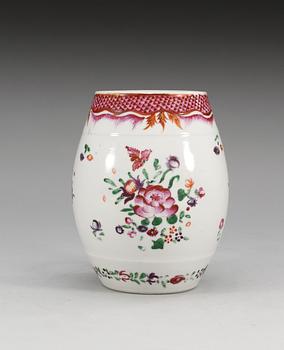 A large famille rose tankard, Qing dynasty, Qianlong (1736-95).