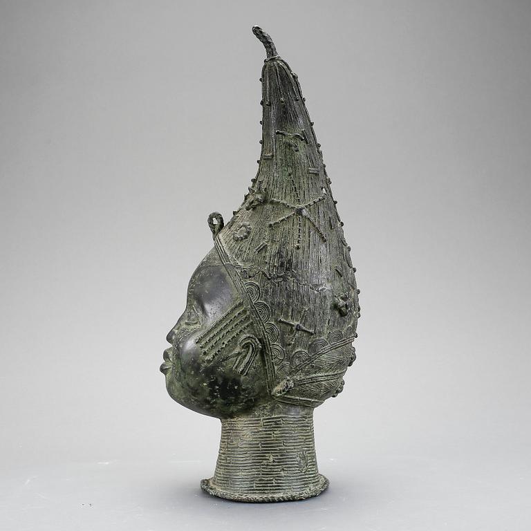 SKULPTUR, kopia efter äldre förlaga, Benin, 1900-tal.