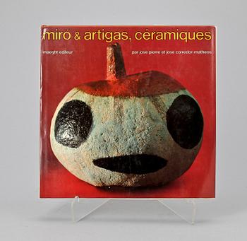 BOK, "miro & artigas, céramiques", José Pierre samt José Corredor-Matheos, Maeght Editeur, Paris, Frankrike 1974.