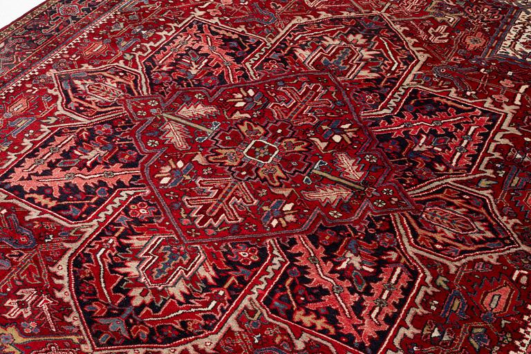 Matta, Old Heris/Gorovan, ca 363 x 271 cm.