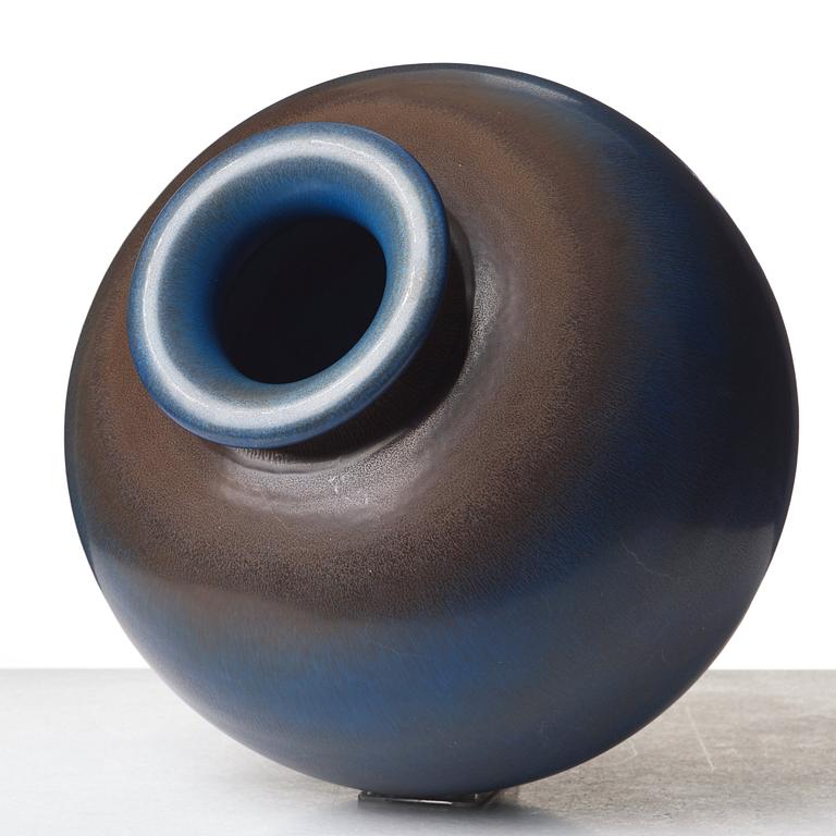 Berndt Friberg, a large stoneware  vase, Gustavsberg studio, Sweden 1965.
